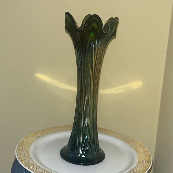 Fenton Carnival Glass 11” Vase With Green base - Picture 8 of 10